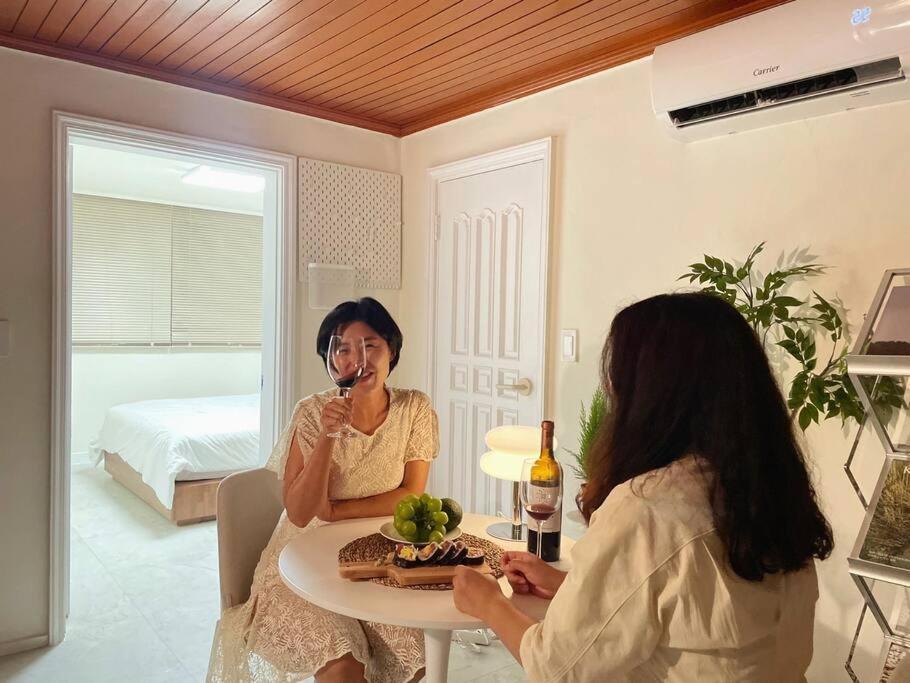 Apartment 3 L 3 Beds L Mrt 8 Min L Gwanghwamun *