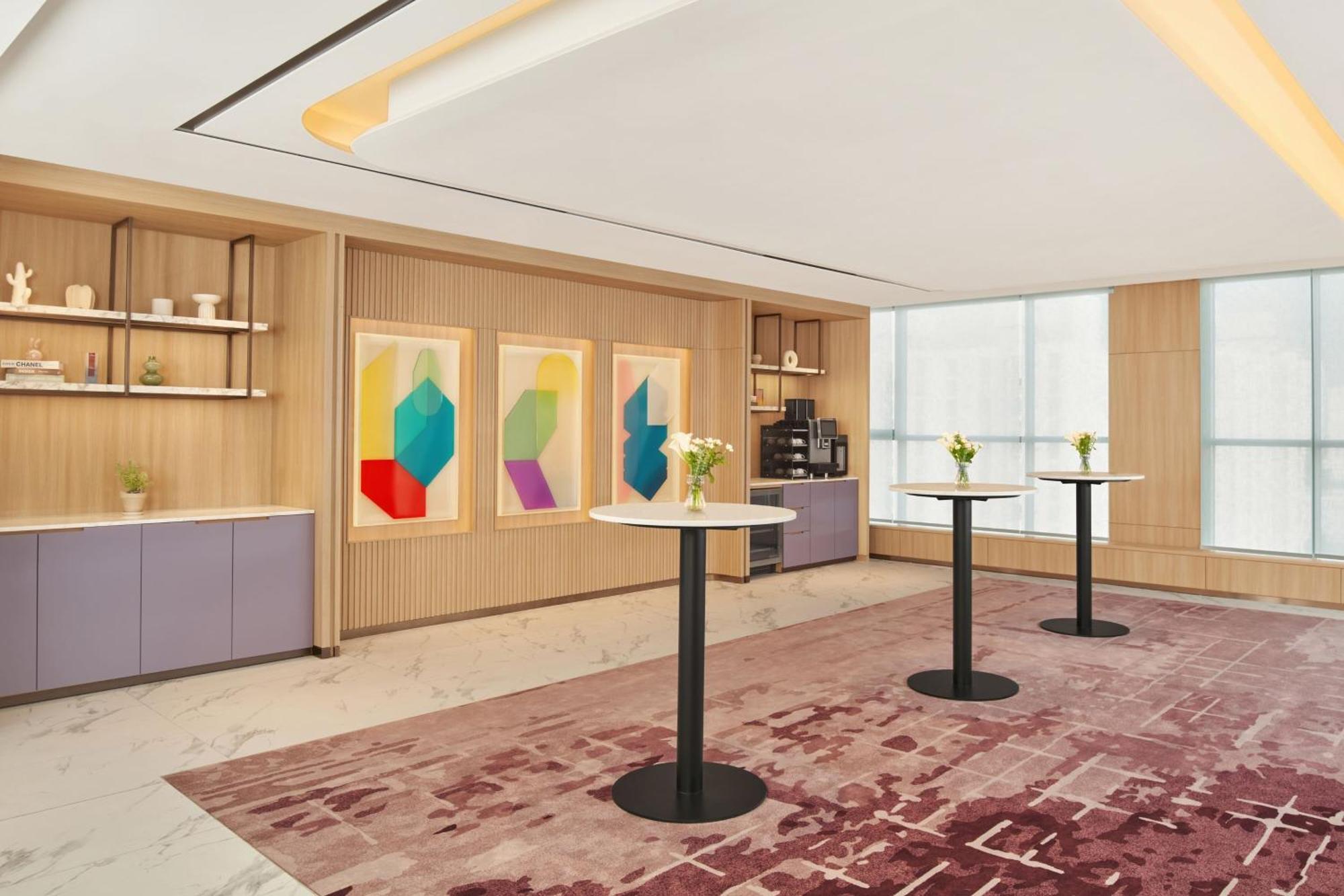 The Link Seoul, A Tribute Portfolio Seul