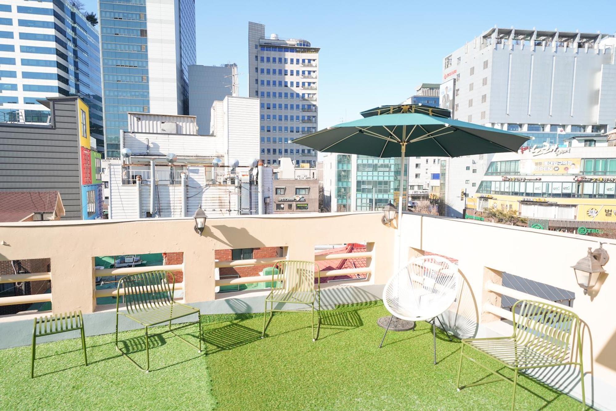 Romantic Rooftop House Apartment Seoul