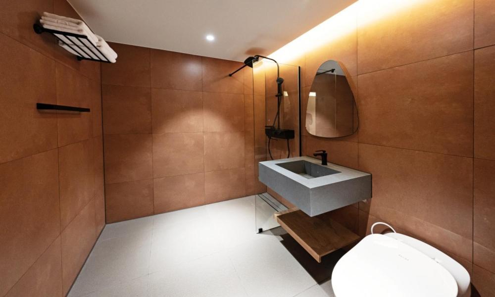 Jamsil Orosie Tourist Hotel *