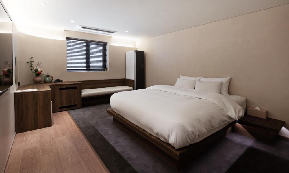 Jamsil Orosie Tourist Hotel *