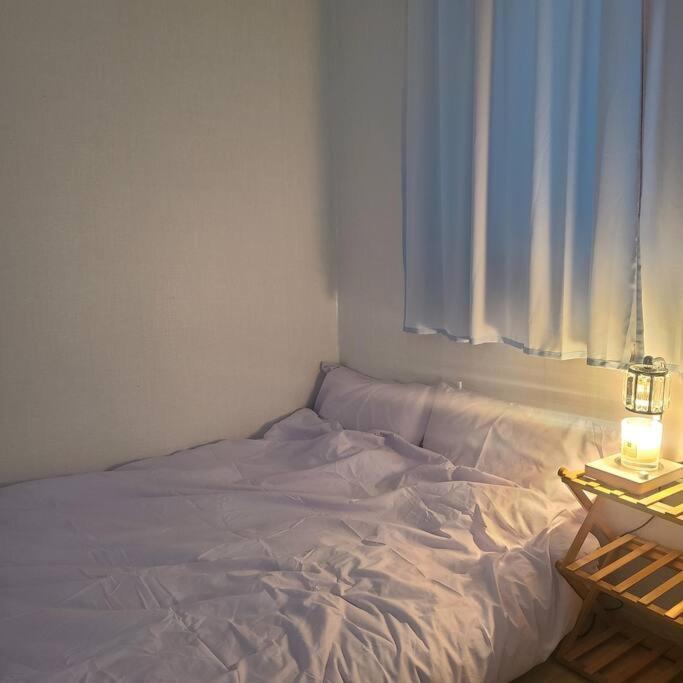 Long-term Hongik 5-minute Women-only Guesthouse, Aura Space, And Long-term Discount Business Trip Wifi Yeonnam Mangwon Hapjeong Hongik Street Seoul