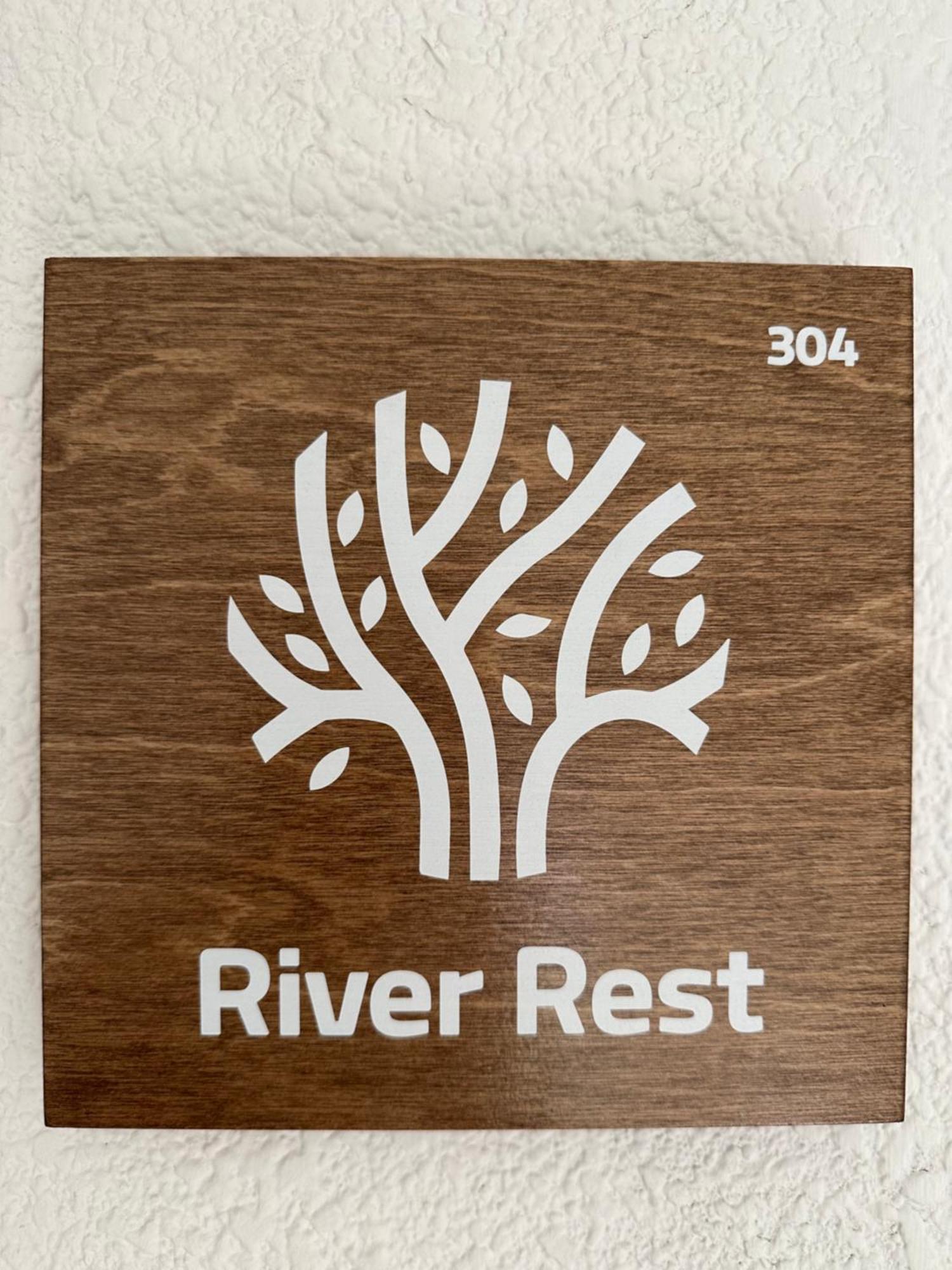 Riverest Hongdae Apartment *