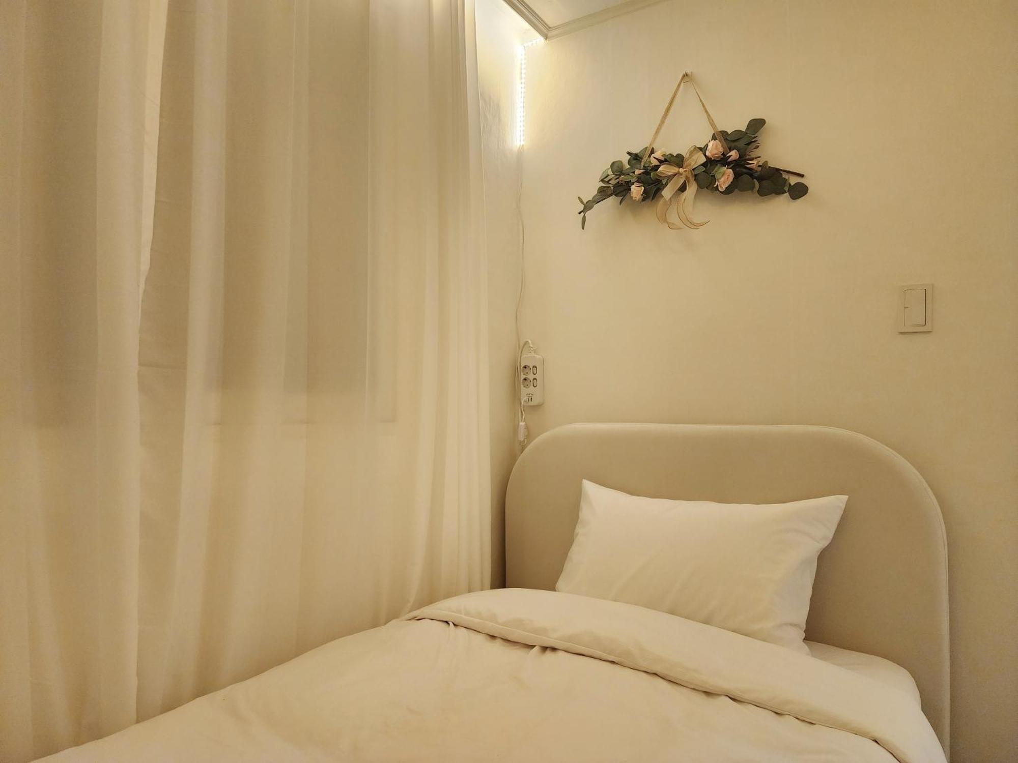 Apartamento Gyedong Byeolchae, Bukchon Hanok Village & Namsan Tower View Warm Morning Sunshine Tranquil Rest