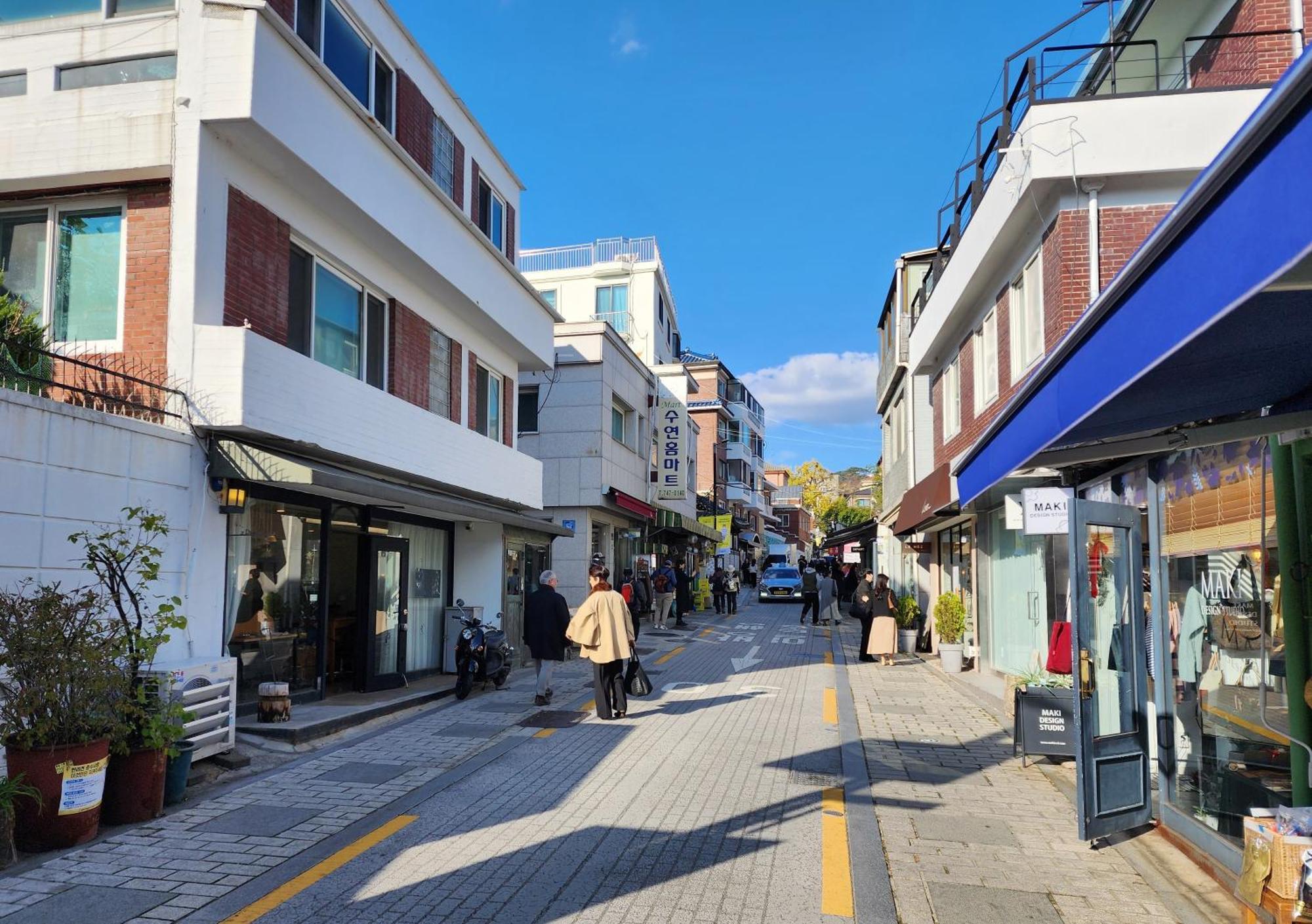Apartamento Gyedong Byeolchae, Bukchon Hanok Village & Namsan Tower View Warm Morning Sunshine Tranquil Rest