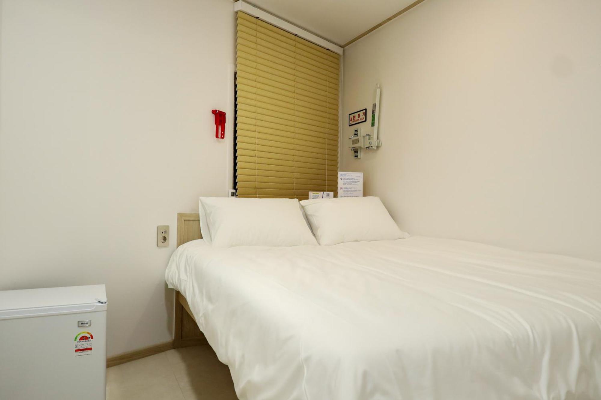 Manso In Ddp Hostel *