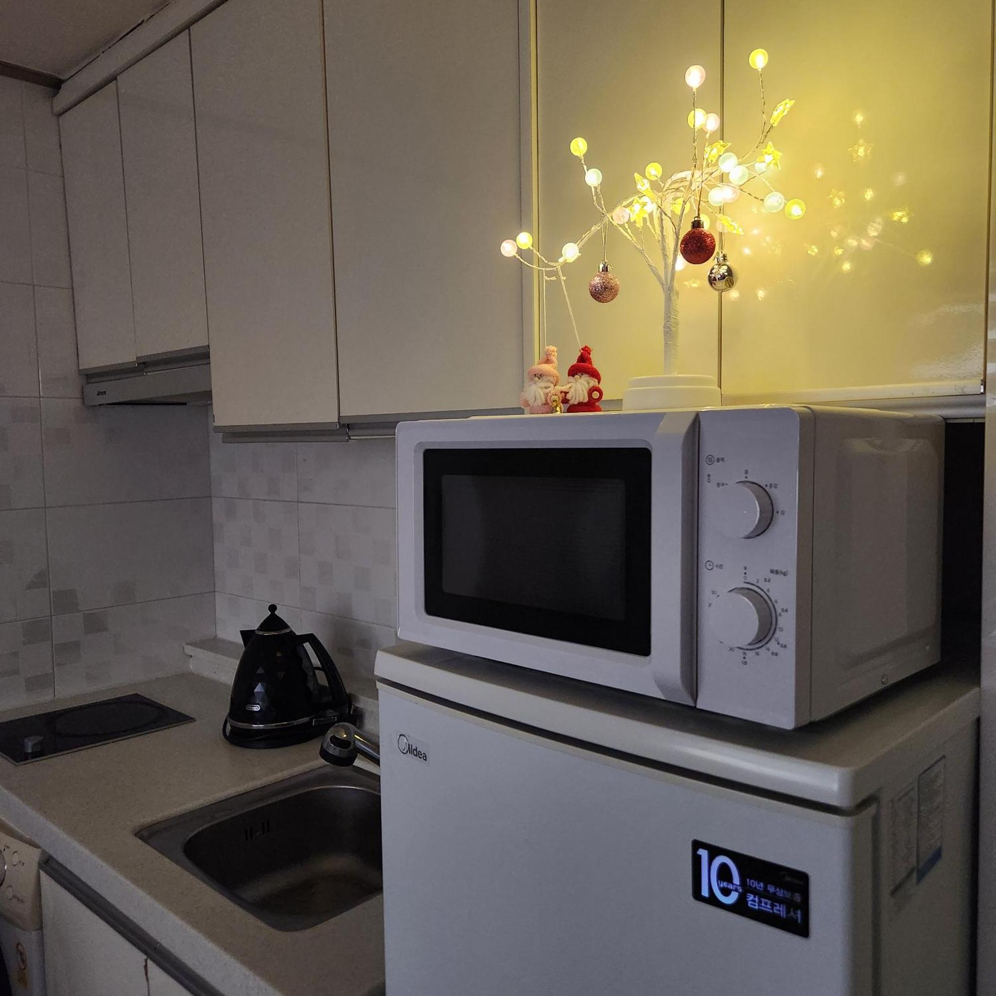 #han River Park #full Option #one #mangnidan Street #mangwon Apartment *