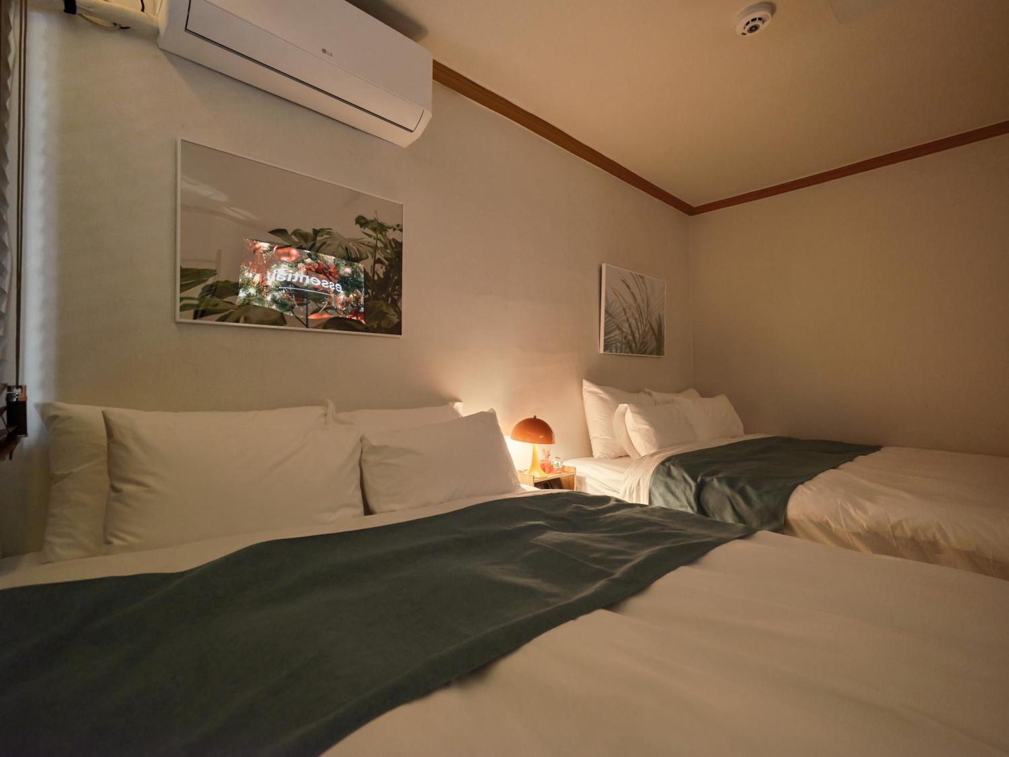 Apartment Riverest Hongdae *