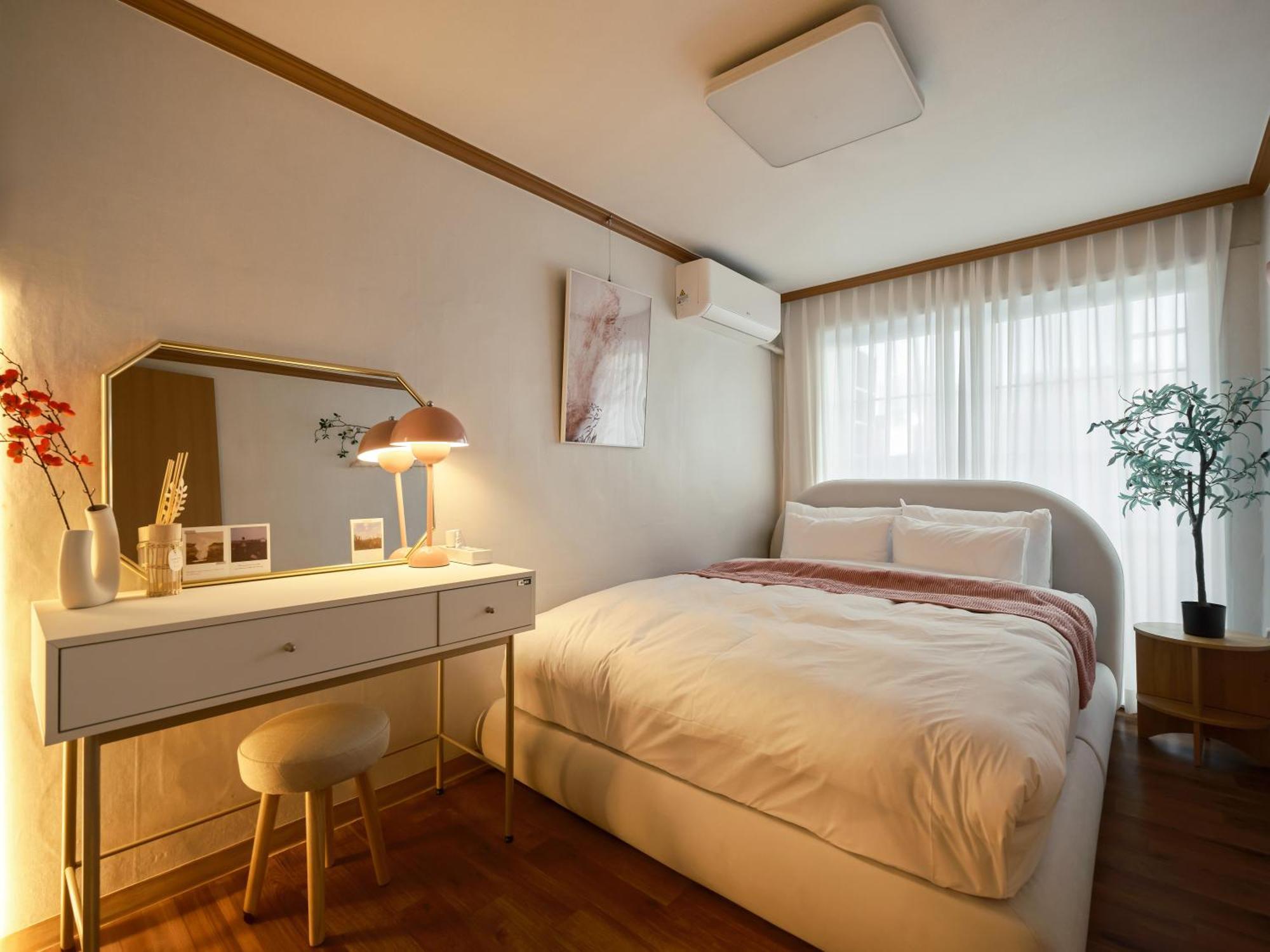 Riverest Hongdae *