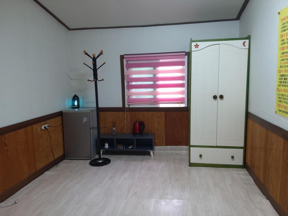 Guest house Wolbyeok Town