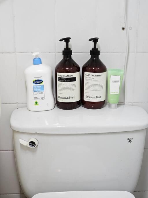 Villa Hongdae, 10mins To Hapjeong Station, Mangwon Station, 2 3 Beds, Max 5pax