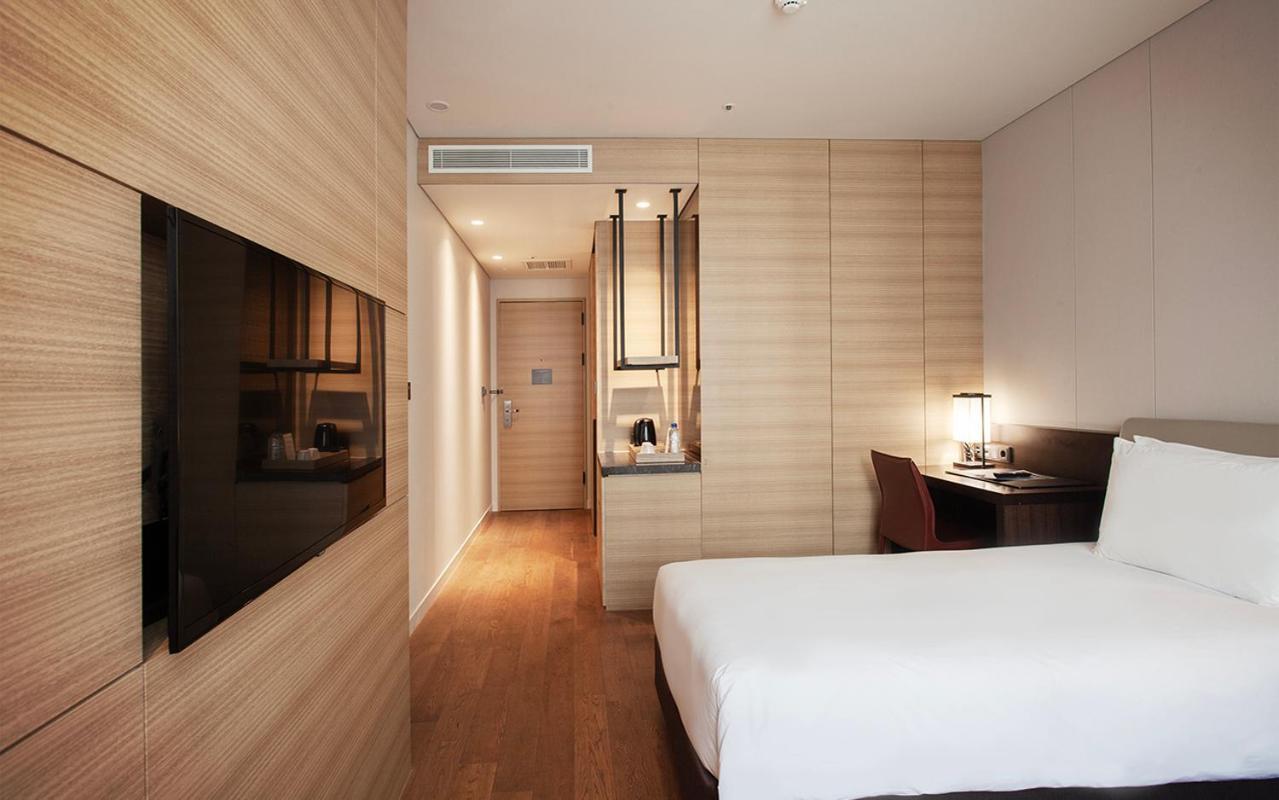Crown Park Myeongdong Hotel Seoul