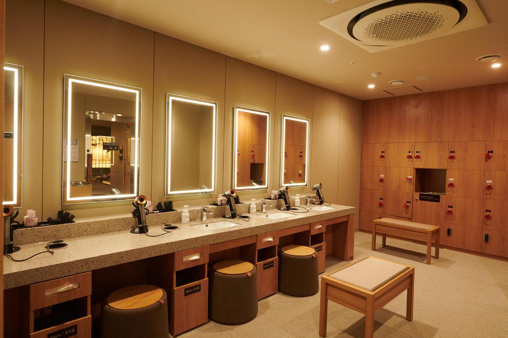 Dormy Express Insadong Hotel 3*