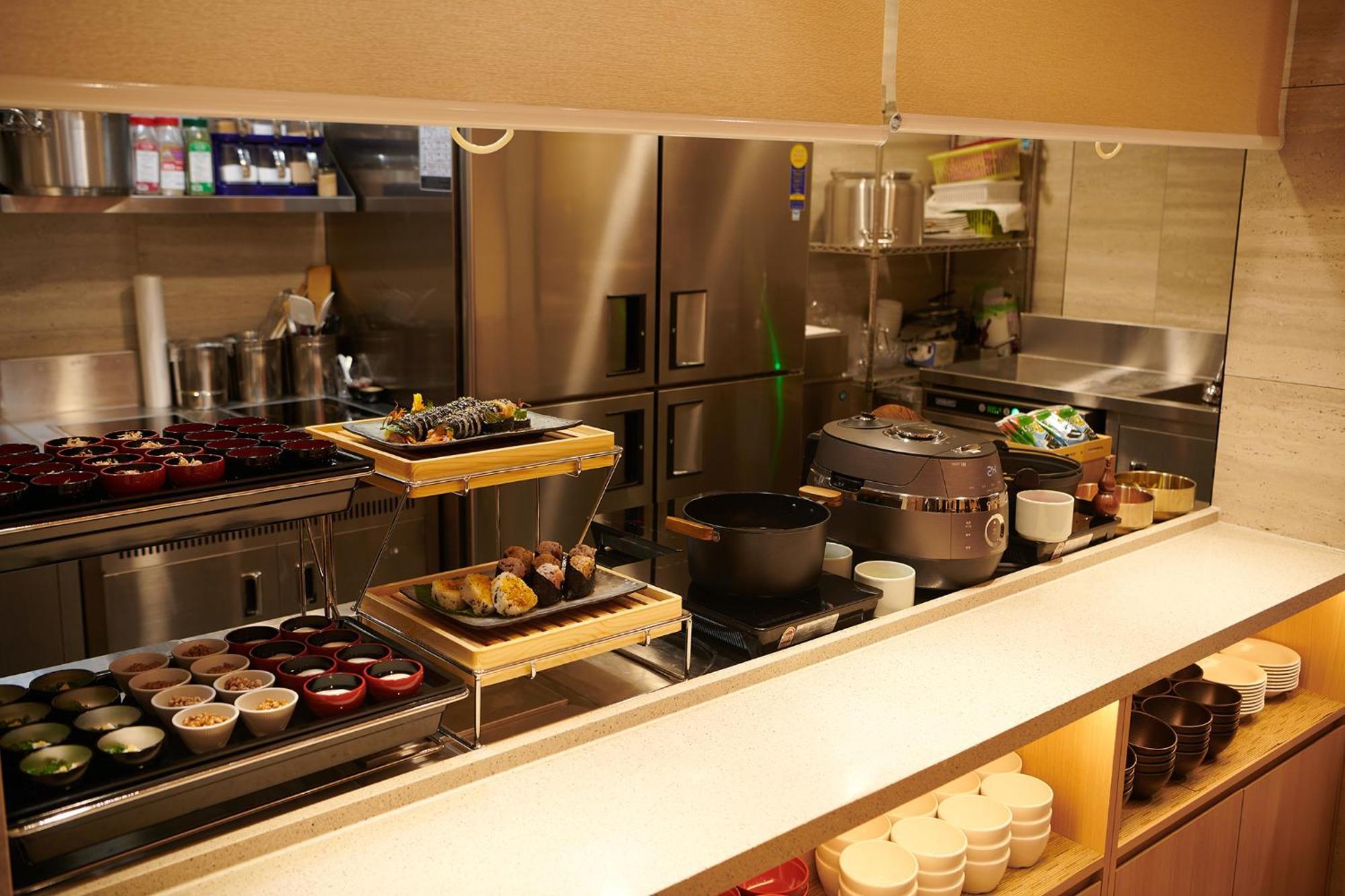 Hotel Dormy Express Insadong 3*