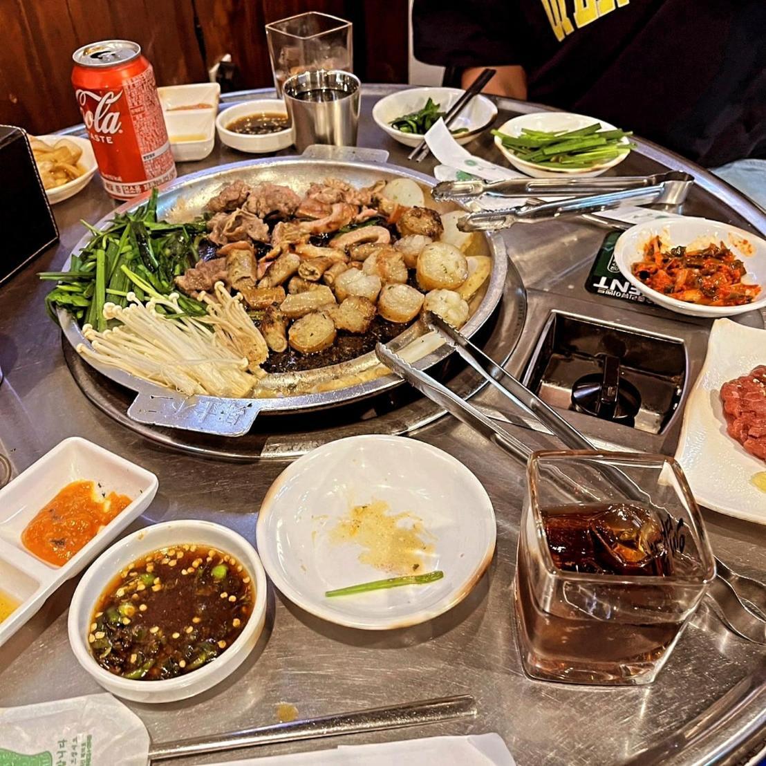 Hostel Long Sinchon Hongdae Seoul