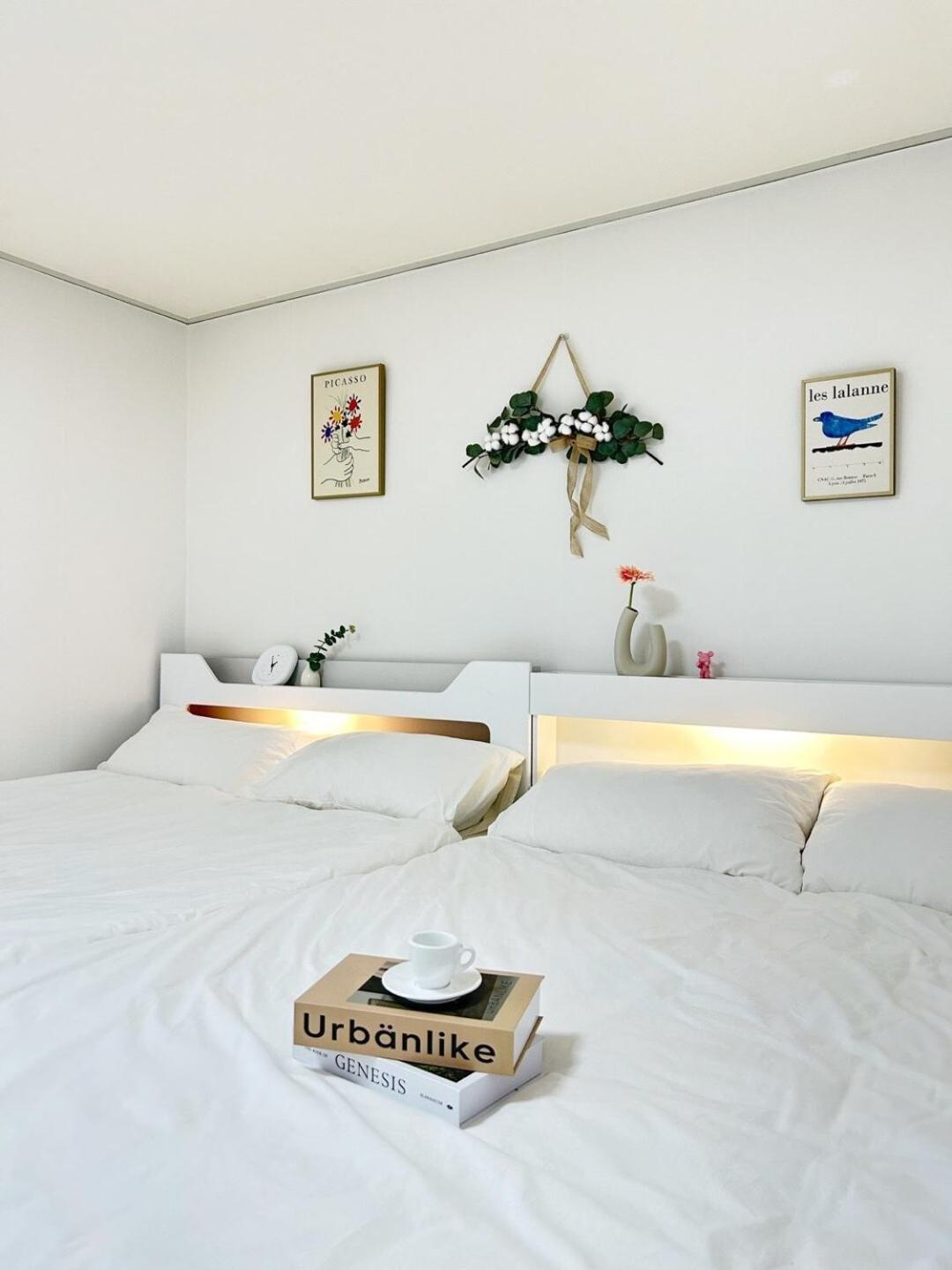 Topstay Vila *