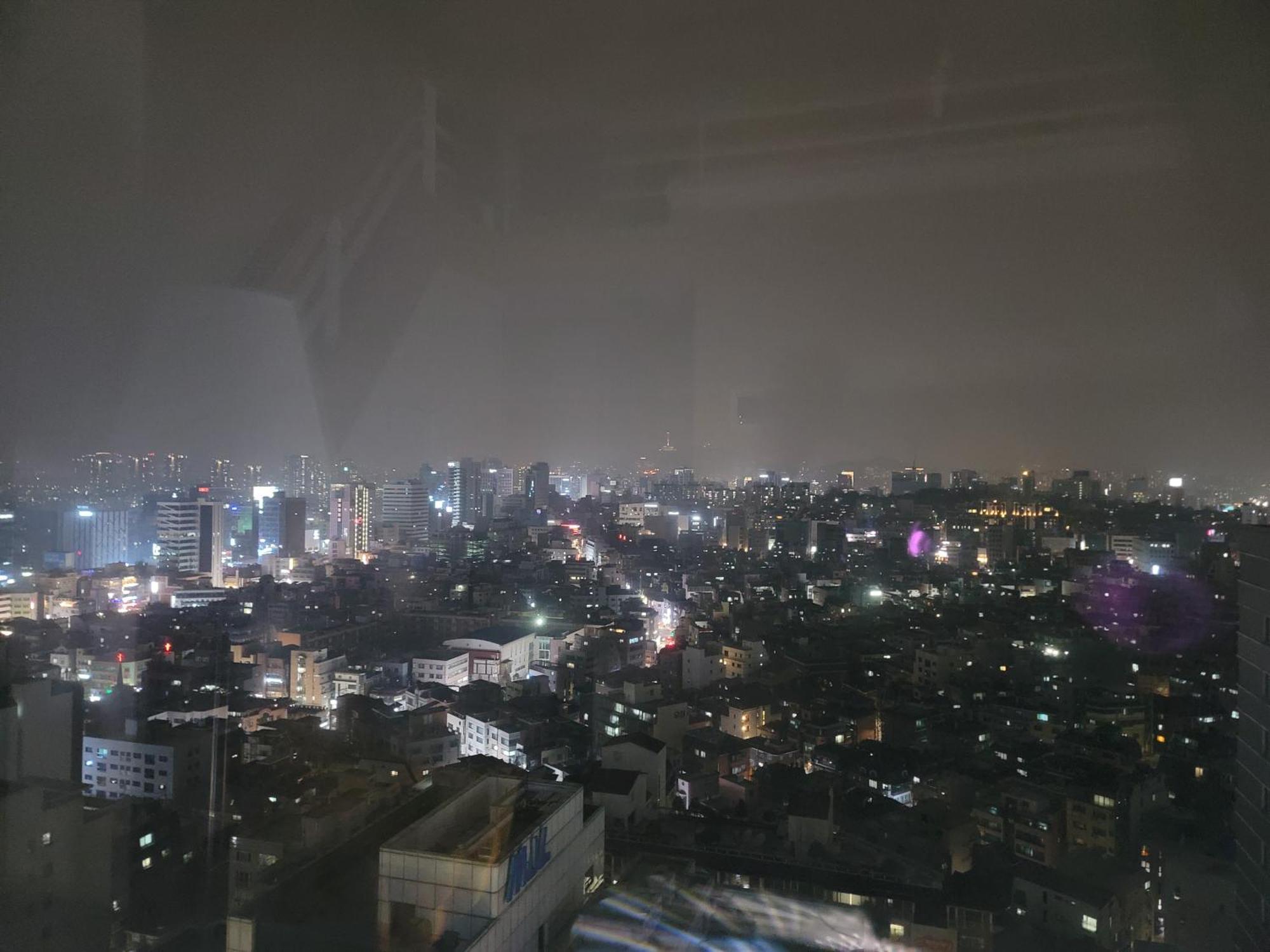Apartment Skyview Duplex House-12 *