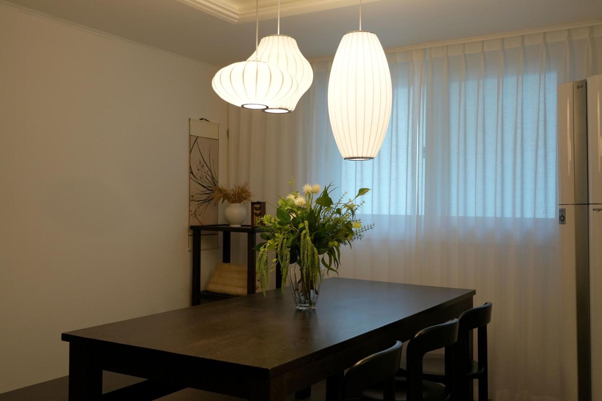 Modern Hanok 6 Minutes Hongik Station 3br 1bt Villa *