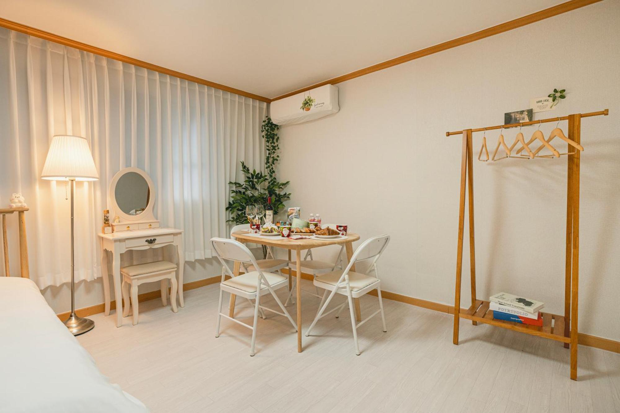 Rosa House Seul