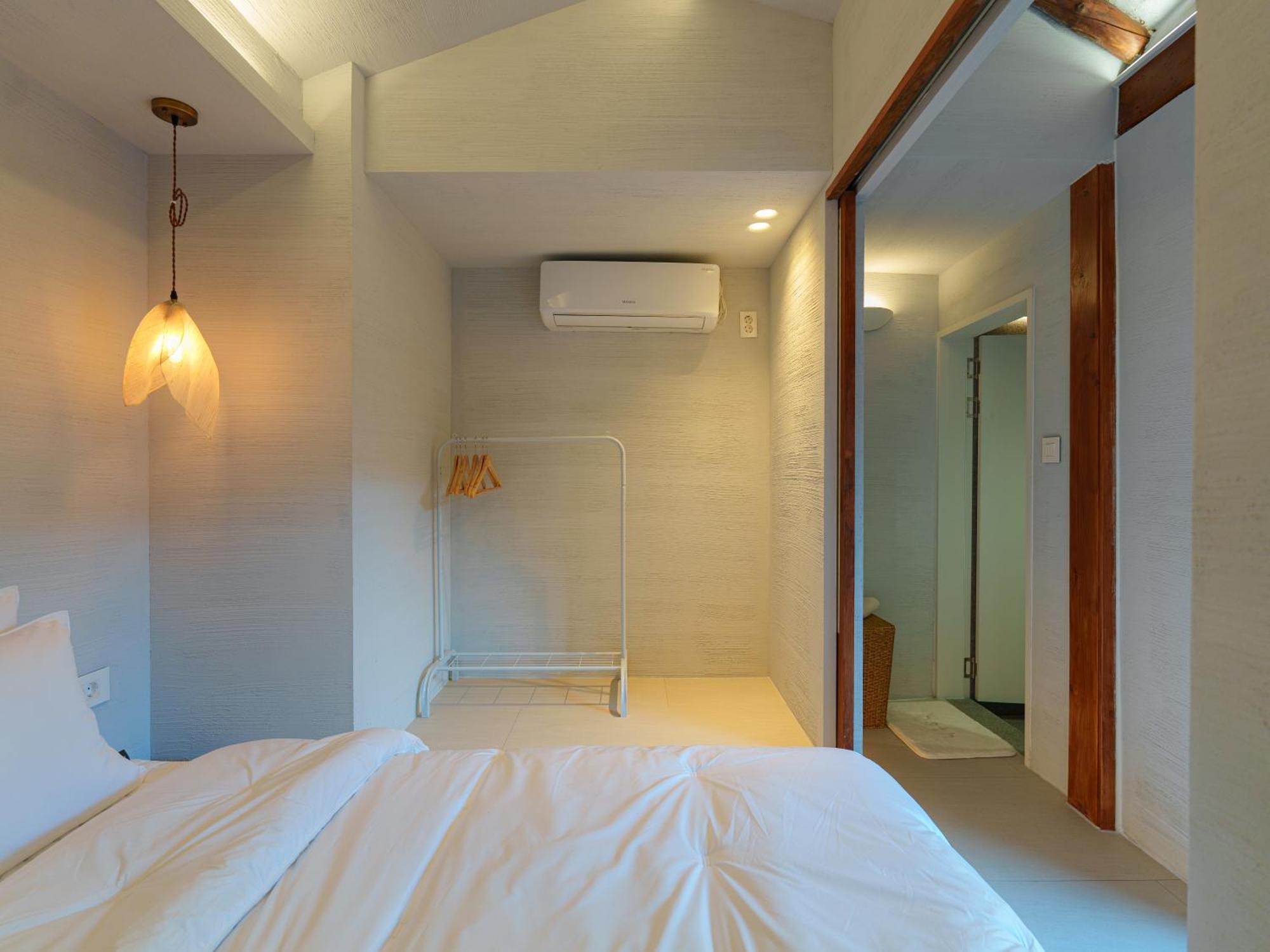 Bukchon Hanok - 'yul Jae' The Access Code Is Sent By Message Apartment