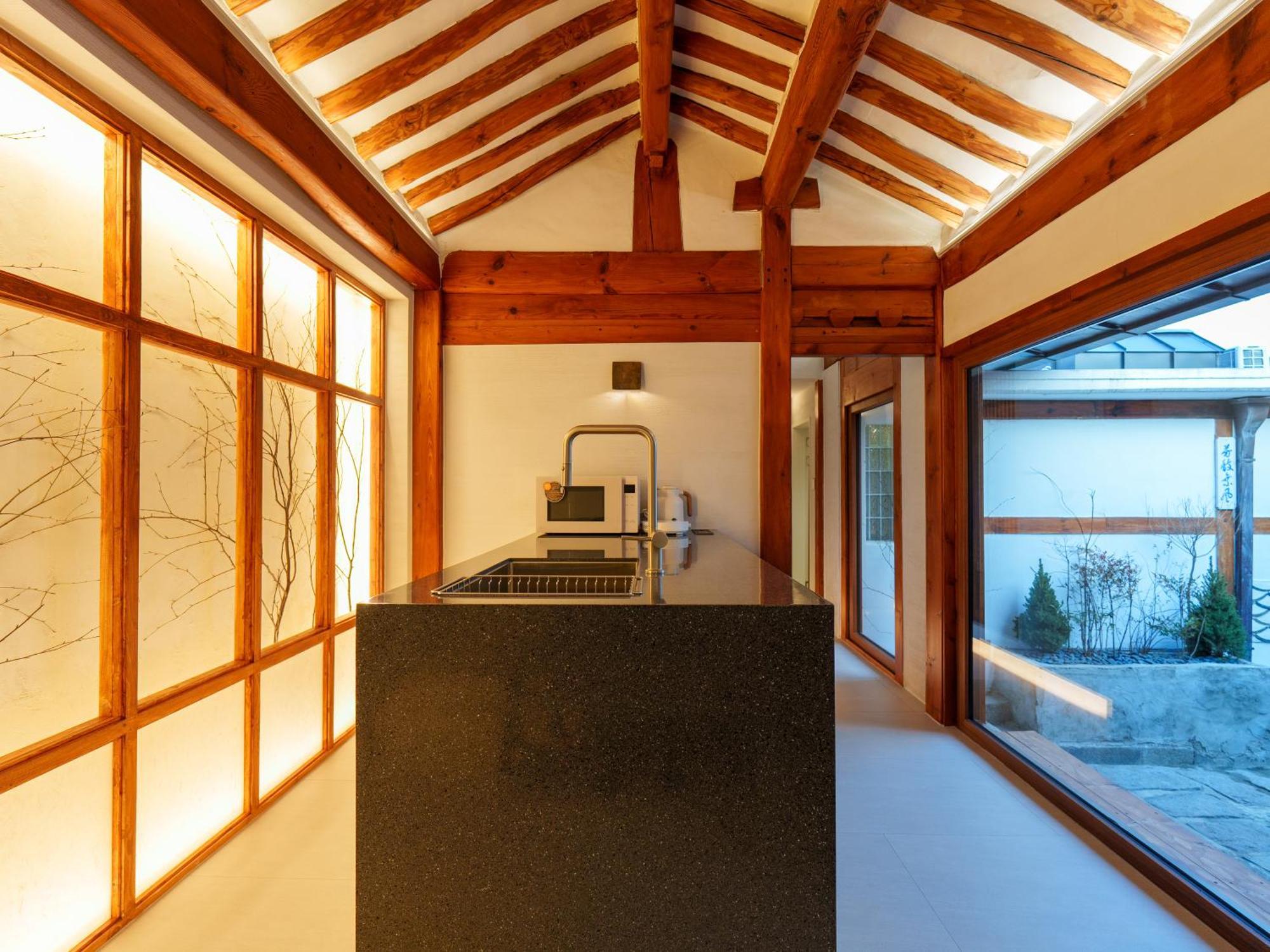Bukchon Hanok - 'yul Jae' The Access Code Is Sent By Message Apartment