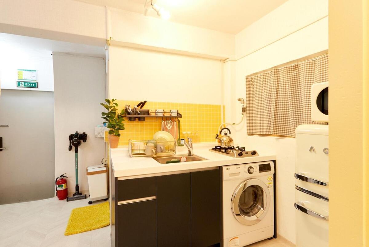Holiday home Zero Water During The Open Event Hongdae 10 Minutes Hapjeong 10 Minutes Gongdeok Airport Railroad 5 Minutes Gyeongui Line Forest Road 1 Minutes *