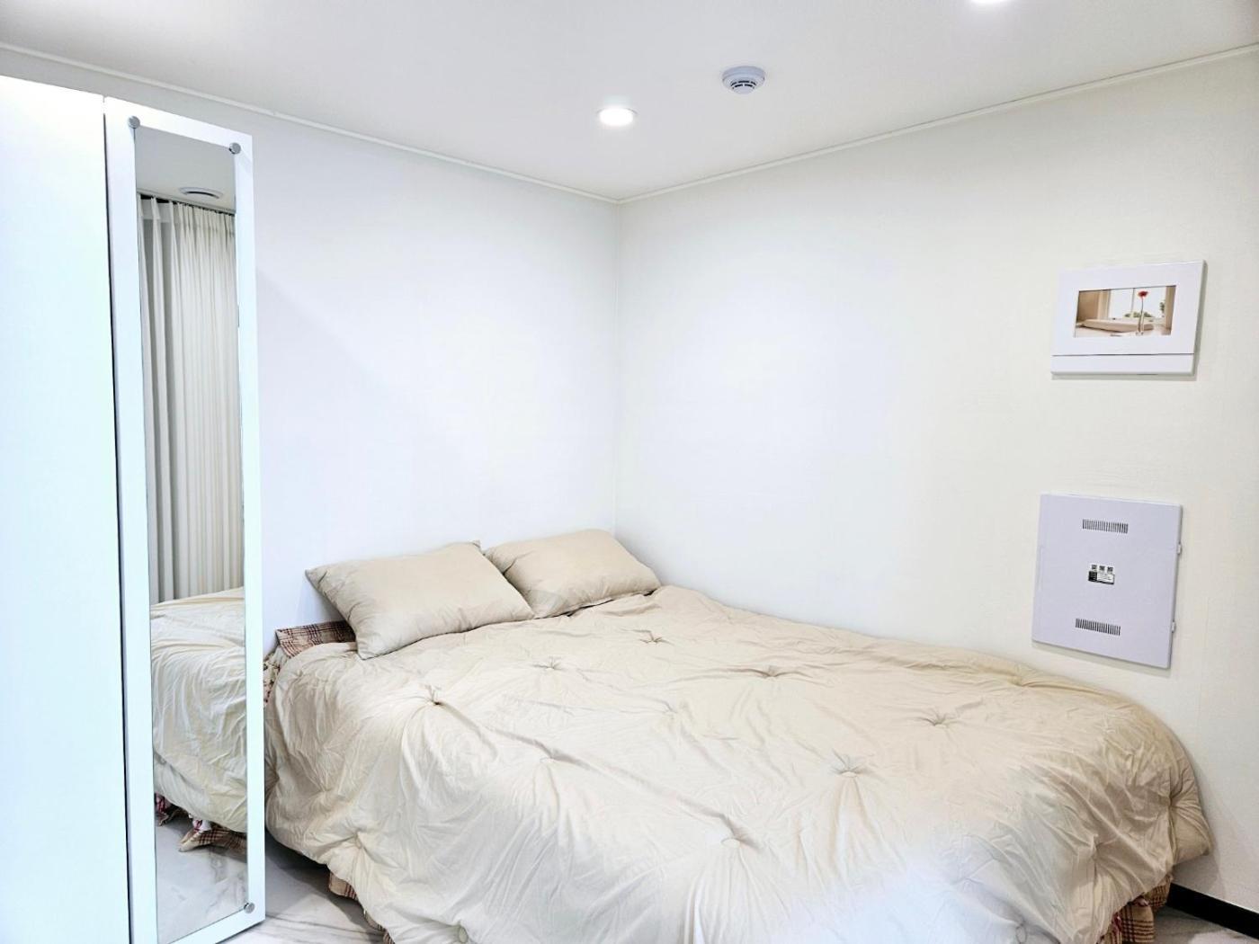 Euljiro Namsan Tower View Apartment Seoul