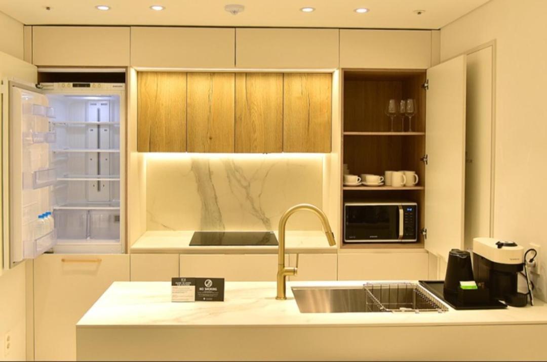 The Designers Lyj Yeoksam Hotel