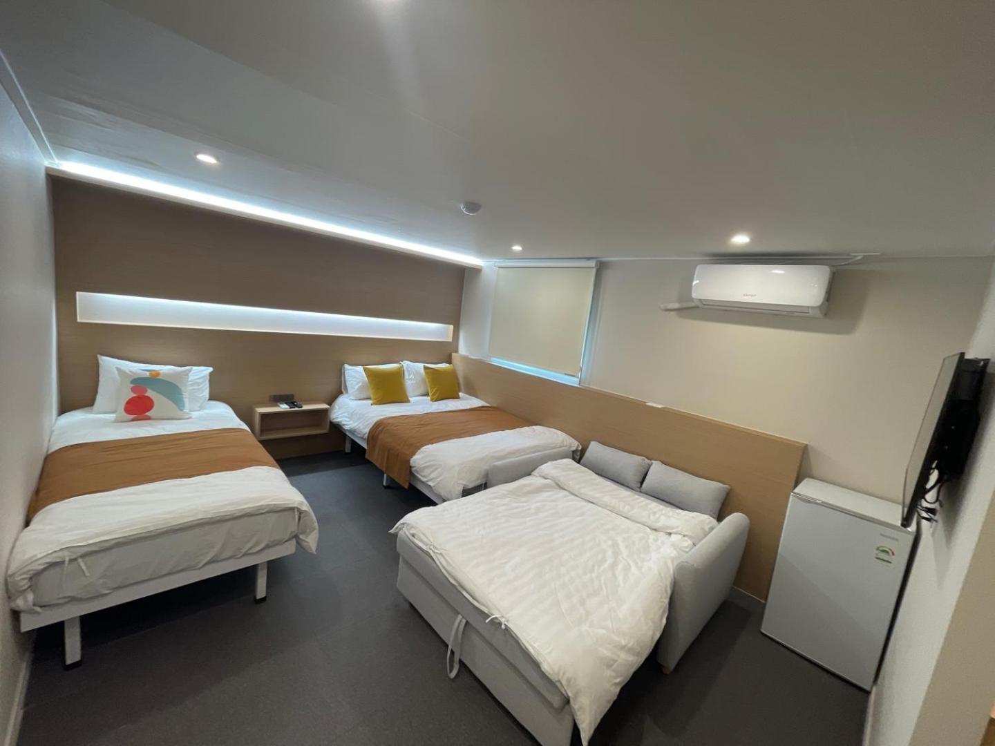 Friends Hotel