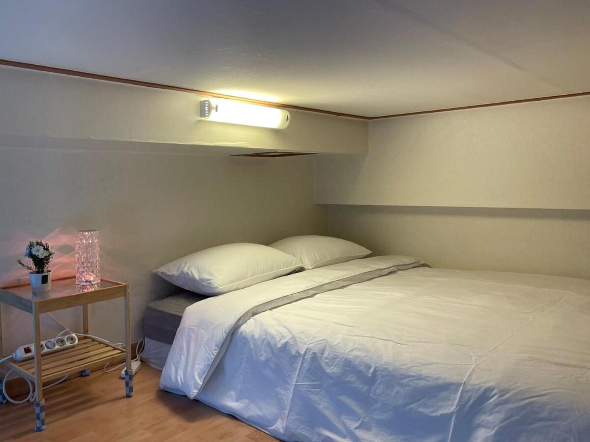 Apartment Sangsu Station 2min