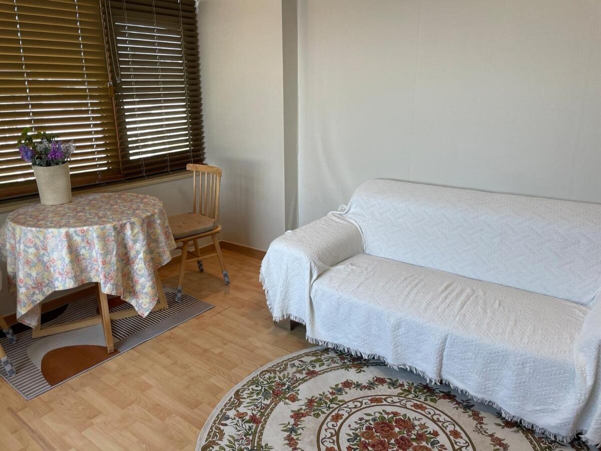 Sangsu Station 2min Apartment Seoul