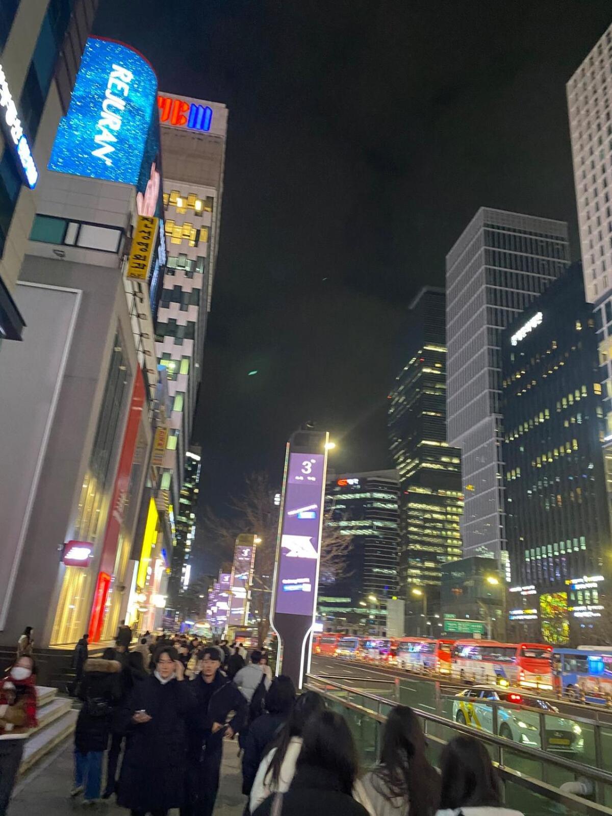Apartment Gangnam Stn 1min #clean Cozy #business Trip #plastic Surgery #easy Access To Transportation *