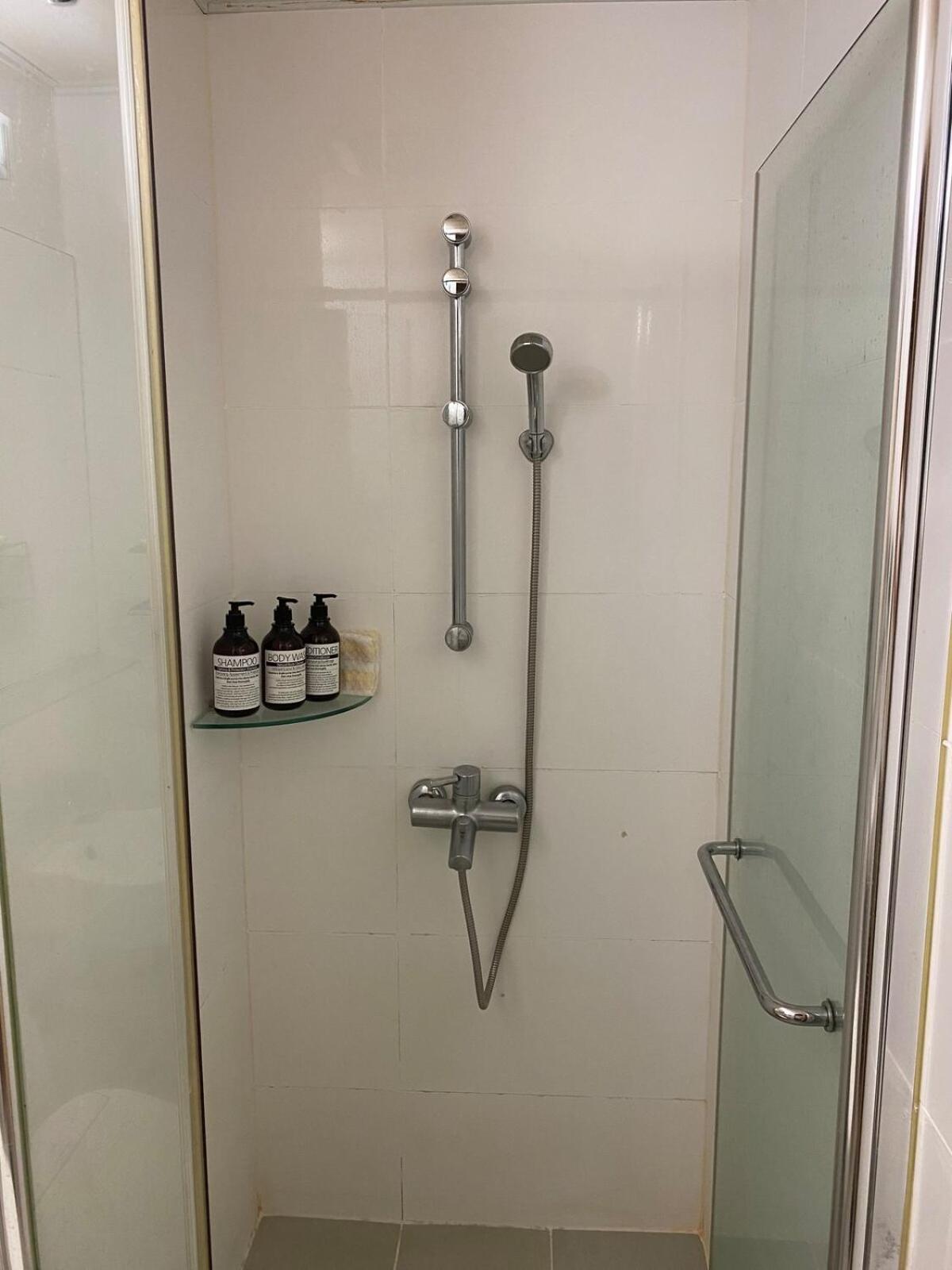 Gangnam Stn 1min #clean Cozy #business Trip #plastic Surgery #easy Access To Transportation Apartment Seoul
