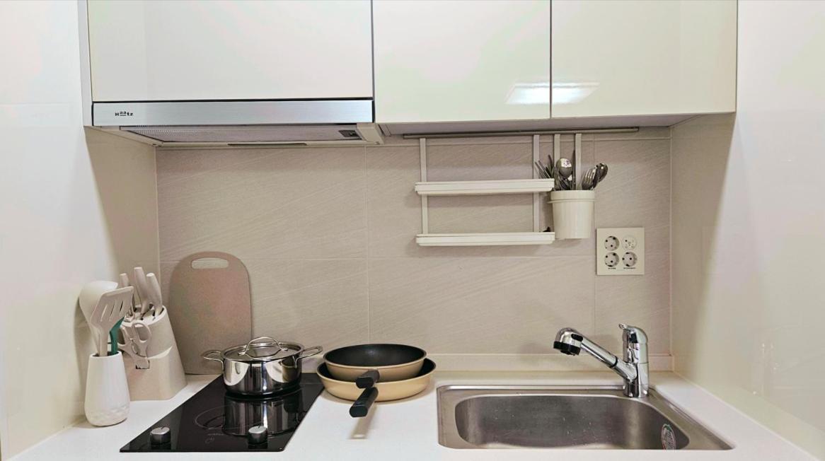 2403#quiet Premium Stay# The Vogue Grande Retreat# All-new Furniture, Extra-large Bed Apartment Seoul