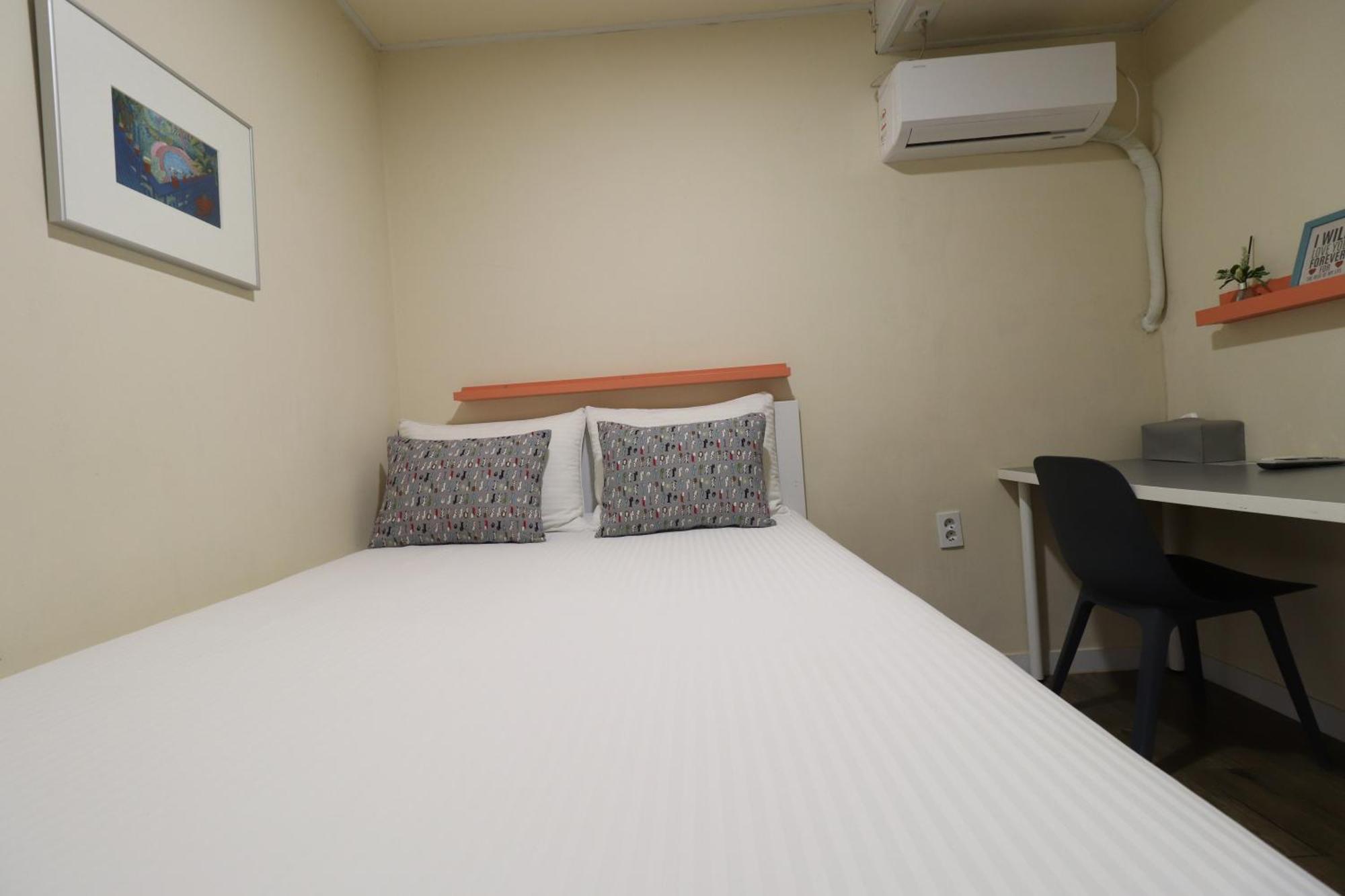 Hostel Just4u *