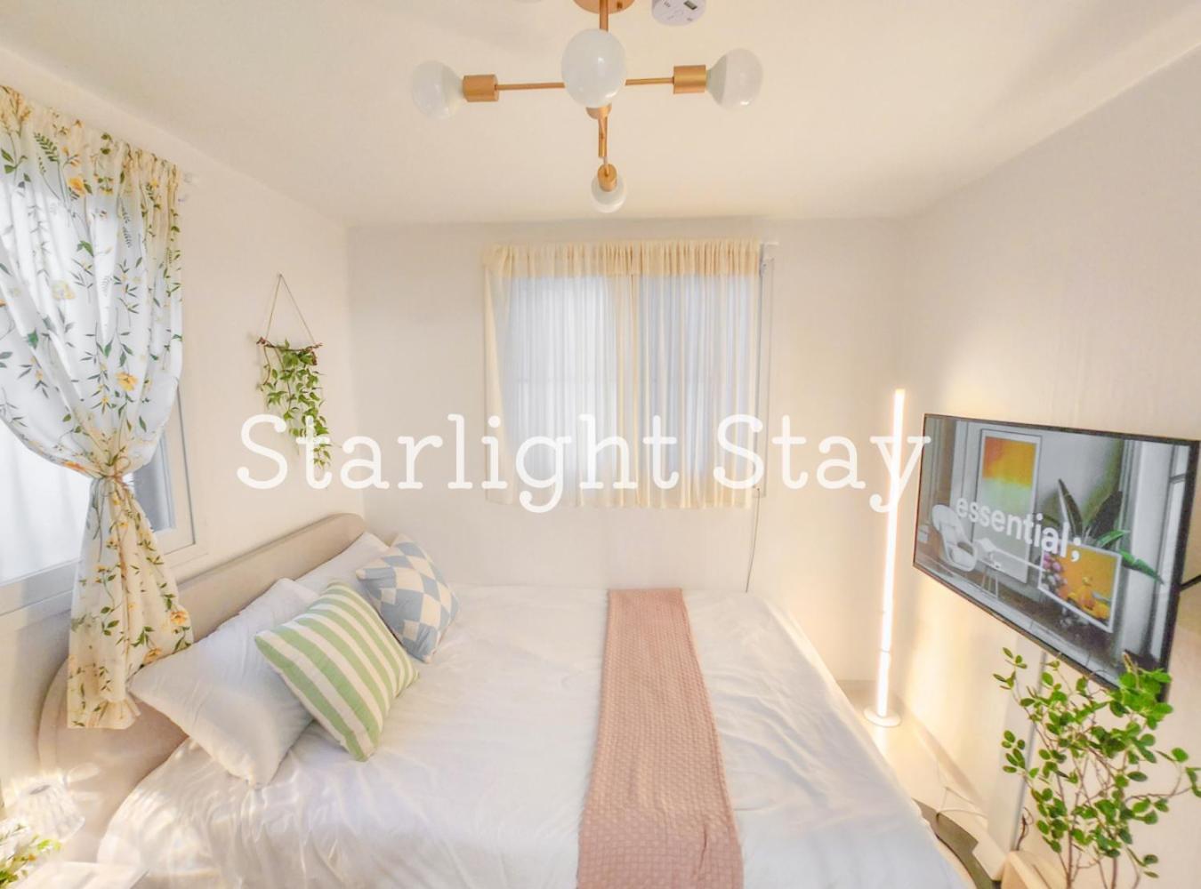 Starlight #hongdae Station 5min * Seoul