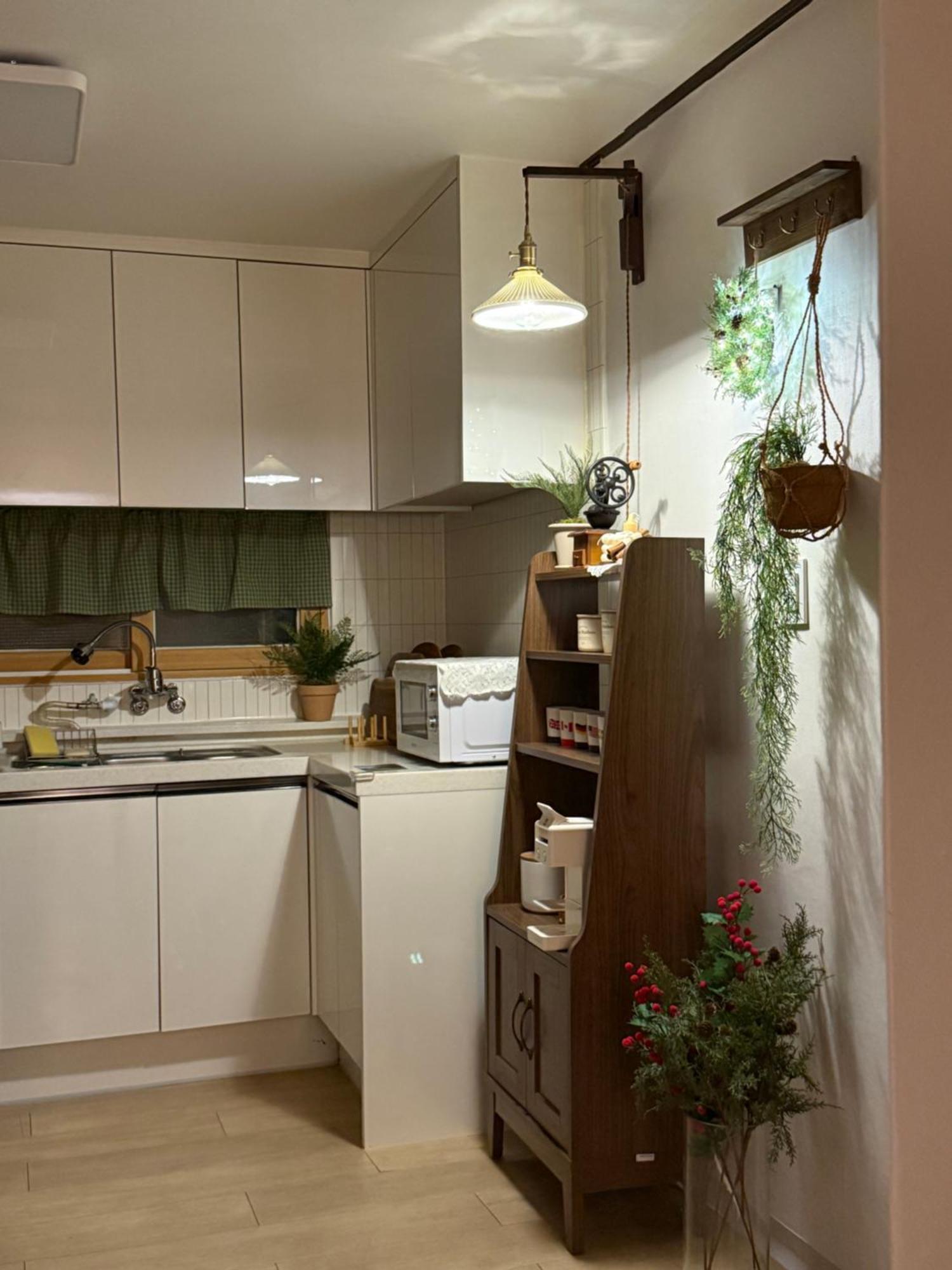 Apartment Seokchon Family House *