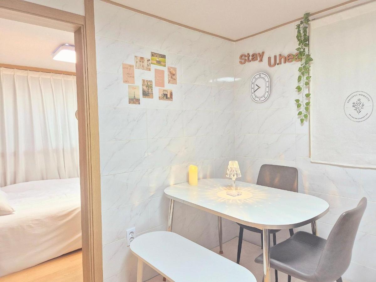 Uhee * Seoul