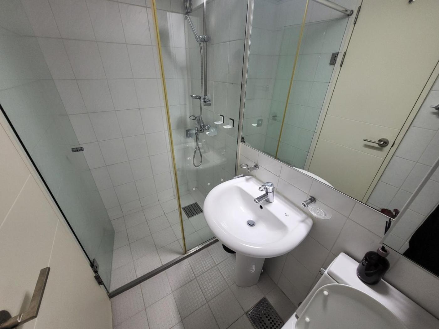 2-2401 #gangnam Stn, 5-min #yeoksam Stn, 3-min #ott #concierge Gangnam Managed Pangsapuri