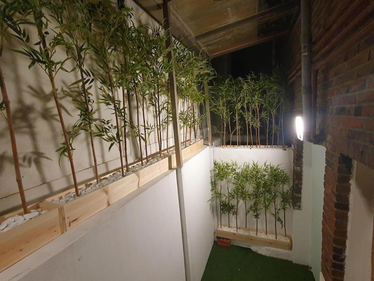 Villa Seoyuni 6 People 7 Minutes From Hyehwa Station Gwanghwamun Hanok Village 5 Minutes By Airport Bus