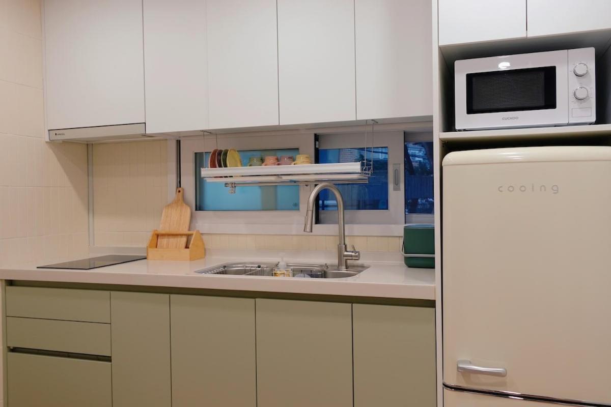 Yeonhui-dong Two-room Accommodation, Yeonhui-dong, Yeonnam-dong, Hongdae, Sinchon, Yonsei University, Severance Hospital, For Up To 3 People Apartment