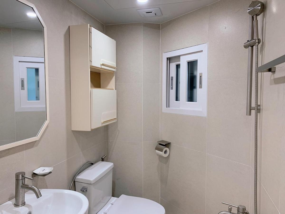 Yeonhui-dong Two-room Accommodation, Yeonhui-dong, Yeonnam-dong, Hongdae, Sinchon, Yonsei University, Severance Hospital, For Up To 3 People *