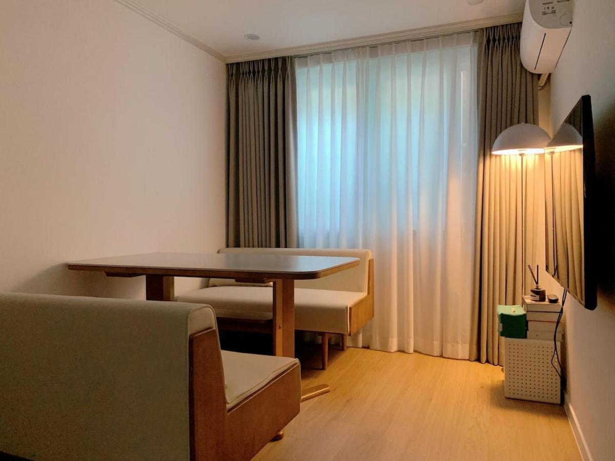 Yeonhui-dong Two-room Accommodation, Yeonhui-dong, Yeonnam-dong, Hongdae, Sinchon, Yonsei University, Severance Hospital, For Up To 3 People Seoul