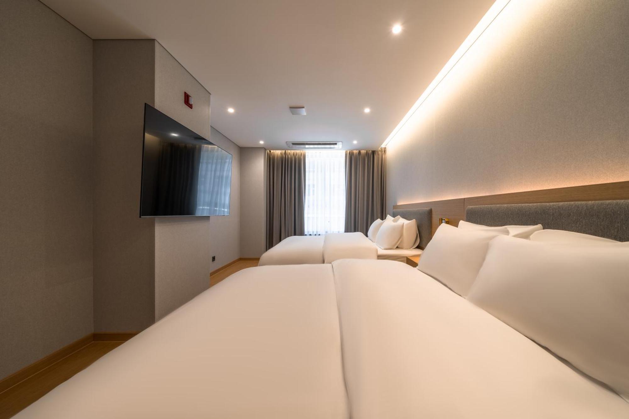 Comfort Yeouido 3*