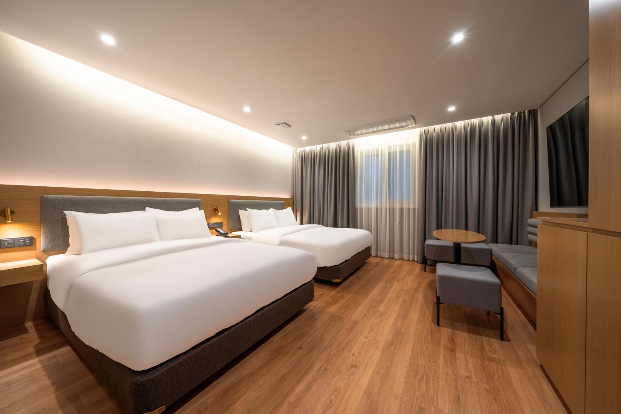 Comfort Yeouido Seoul