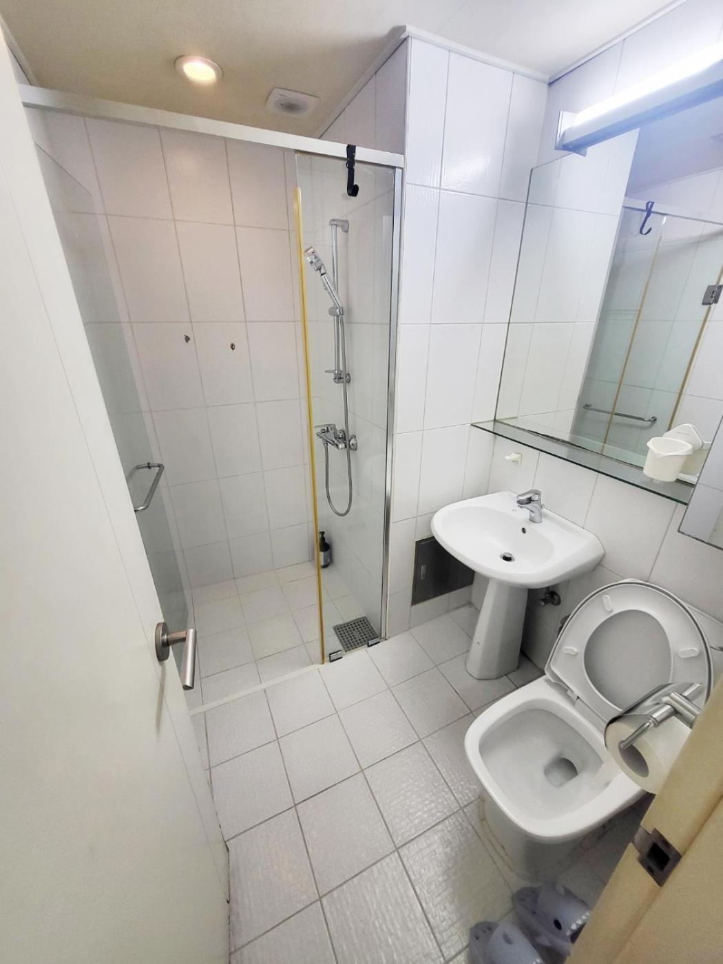 Apartment 3-2501 #5min Gangnam St# Livingroom #sofa #metro Line No2