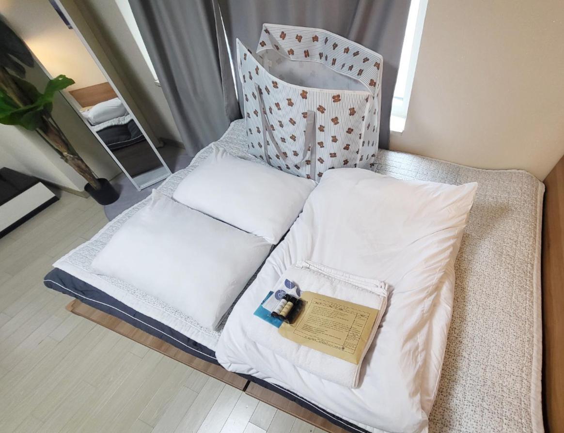 3-2501 #5min Gangnam St# Livingroom #sofa #metro Line No2 * Seoul