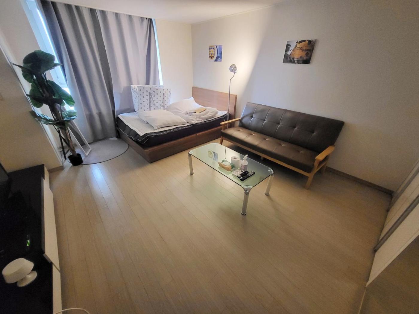 3-2501 #5min Gangnam St# Livingroom #sofa #metro Line No2 Seoul
