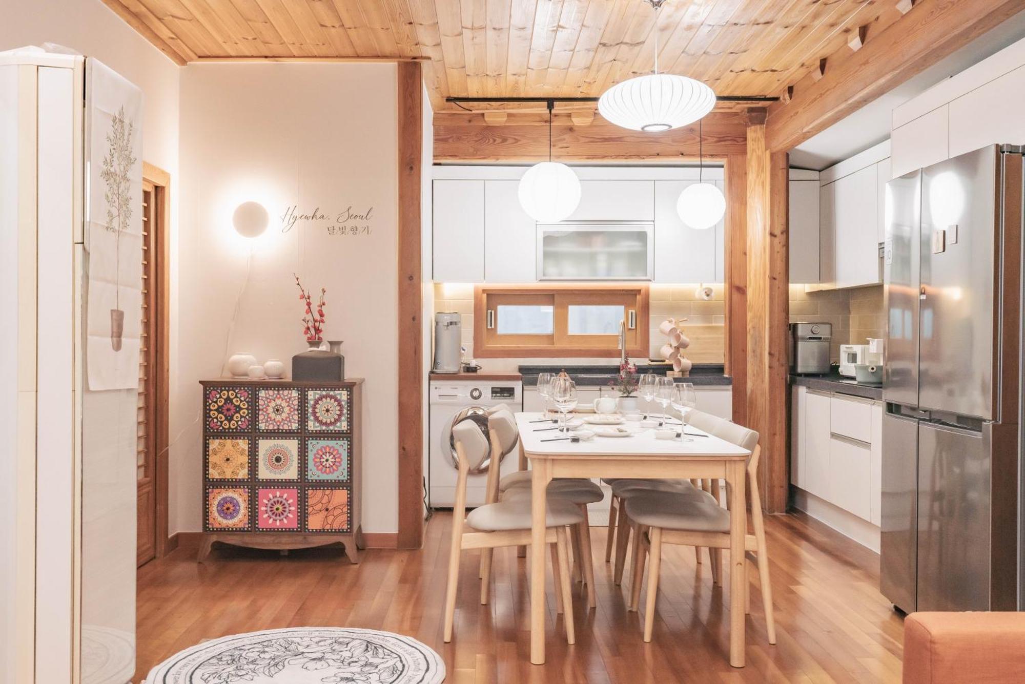 Traditional Family Hanok, Moonlight Fragrance Villa Seoul