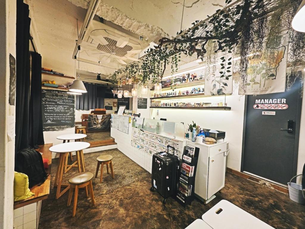 Cube Itaewon Asrama *